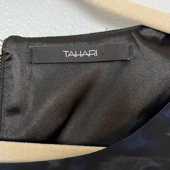Tahari black and navy blue dress. Size 2 - Picture 2 of 8